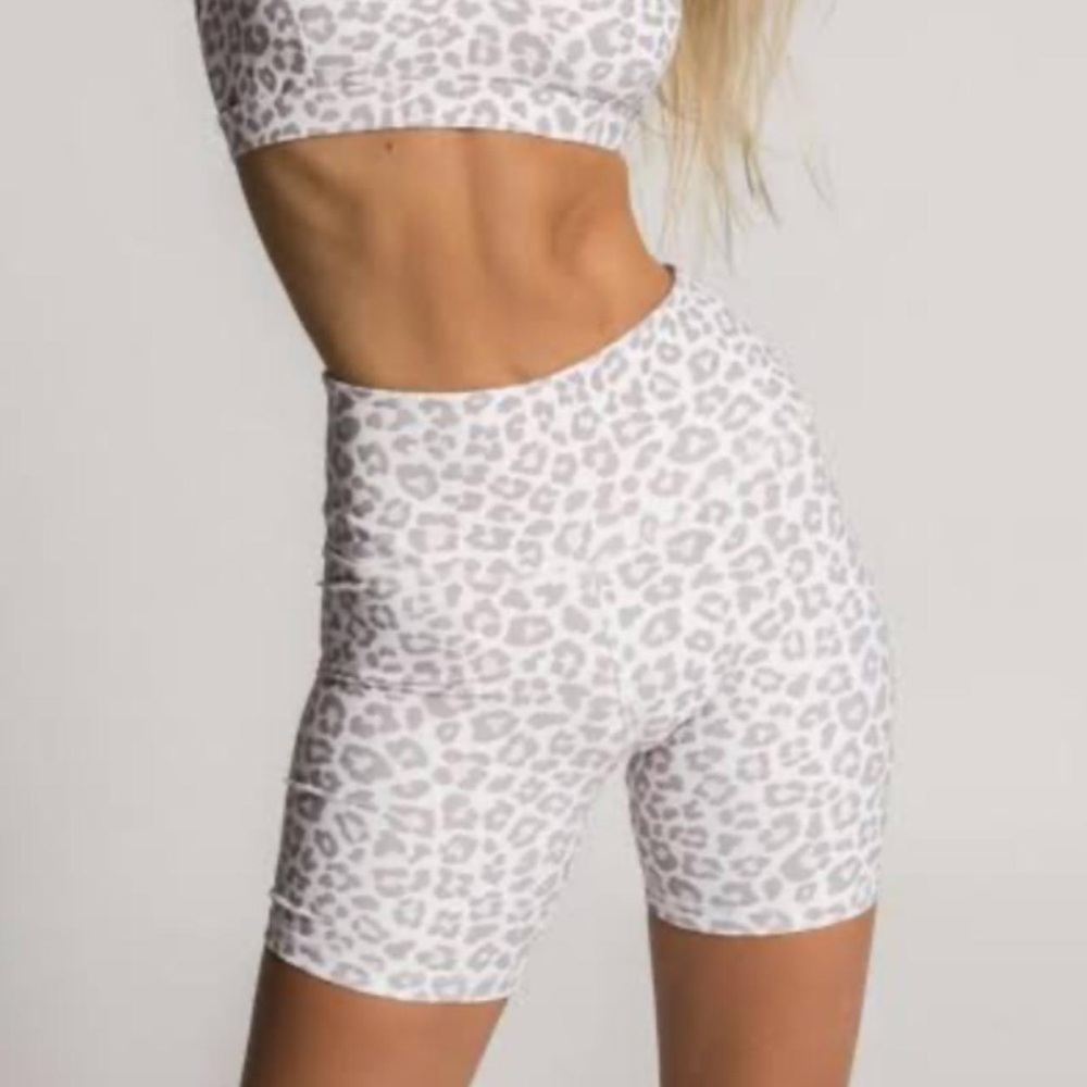Lahana Active Bike Short Leopard Print